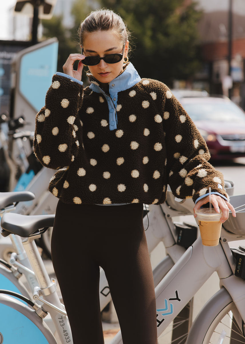 Alice★napnap Alice Polka Dot Quarter Snap Fleece - Cocoa – Alice & Wonder