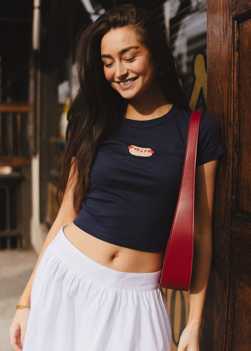 ♡チャオページ♡ Hot Dog Icon Baby Tee - Navy – Alice & Wonder