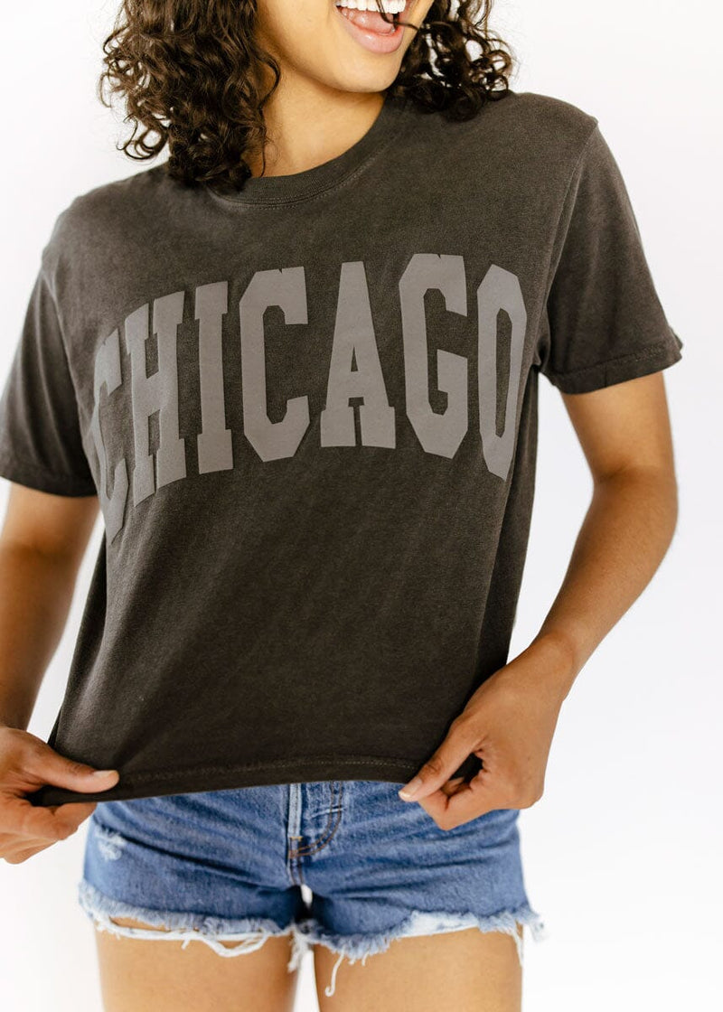 Calm Down Round Neck Printed Oversized Chicago T-shirt for Women