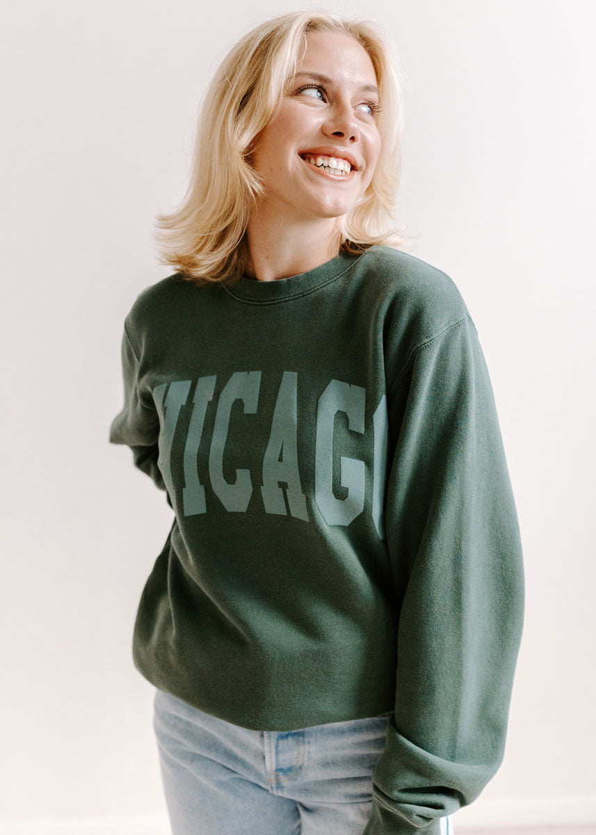 Chicago Collegiate Puff Sweatshirt - Alpine – Alice & Wonder