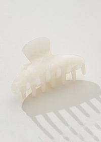 Adrienne Core Curved Claw Clip