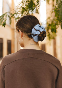 Knit Thin Stripe Scrunchie - Blue & Brown