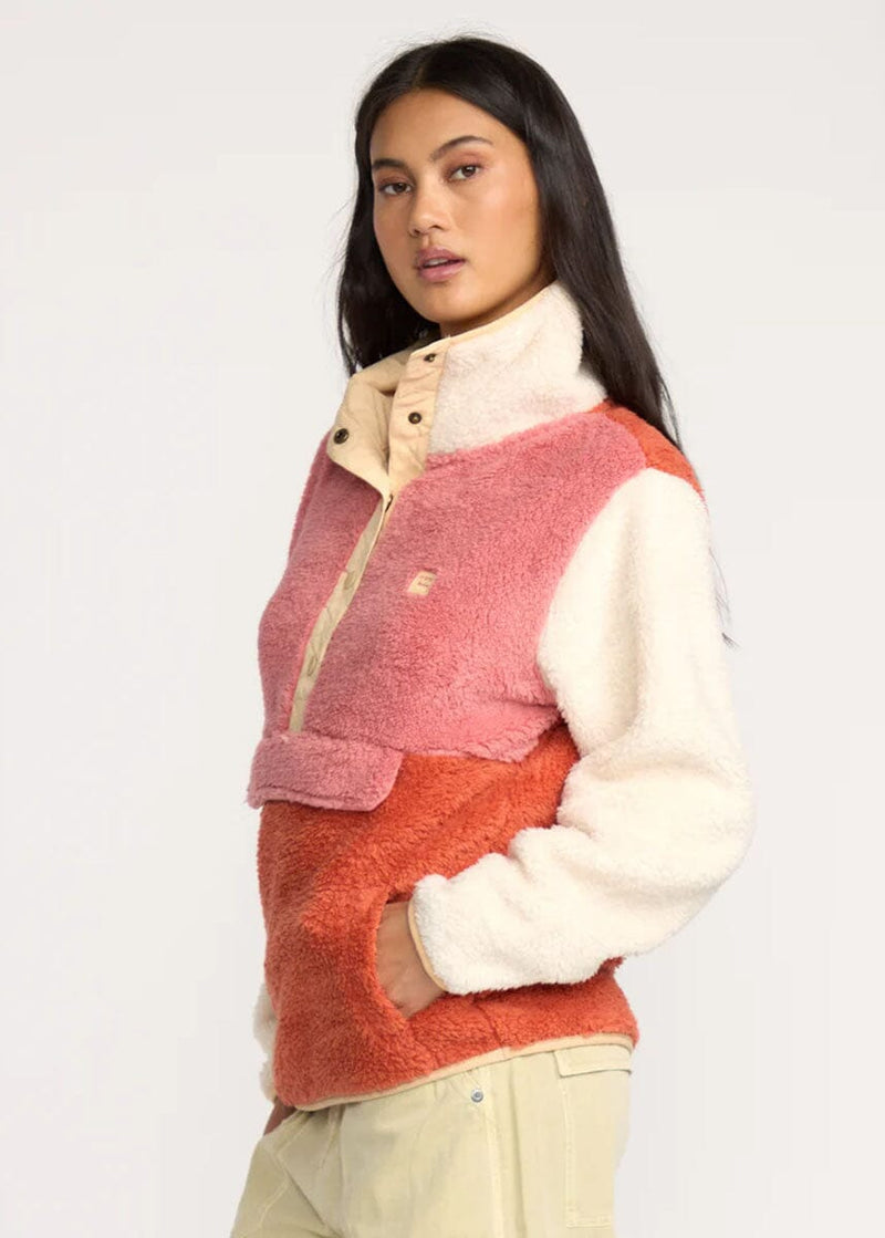 Switchback Fleece Pullover - Kiss The Earth