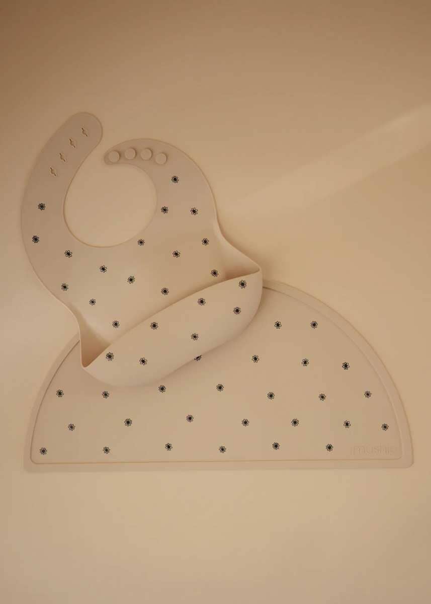 Silicone Baby Bib - Black Daisy