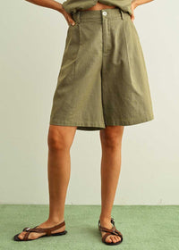 Magnolia Linen Bermuda Shorts - Olive