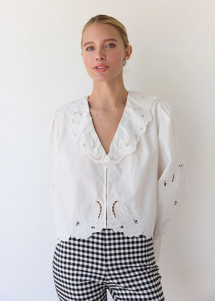 Femme Embroidery Ruffle Top - White