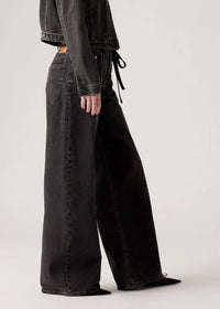 Levi's XL Straight Jeans - Influential Lady