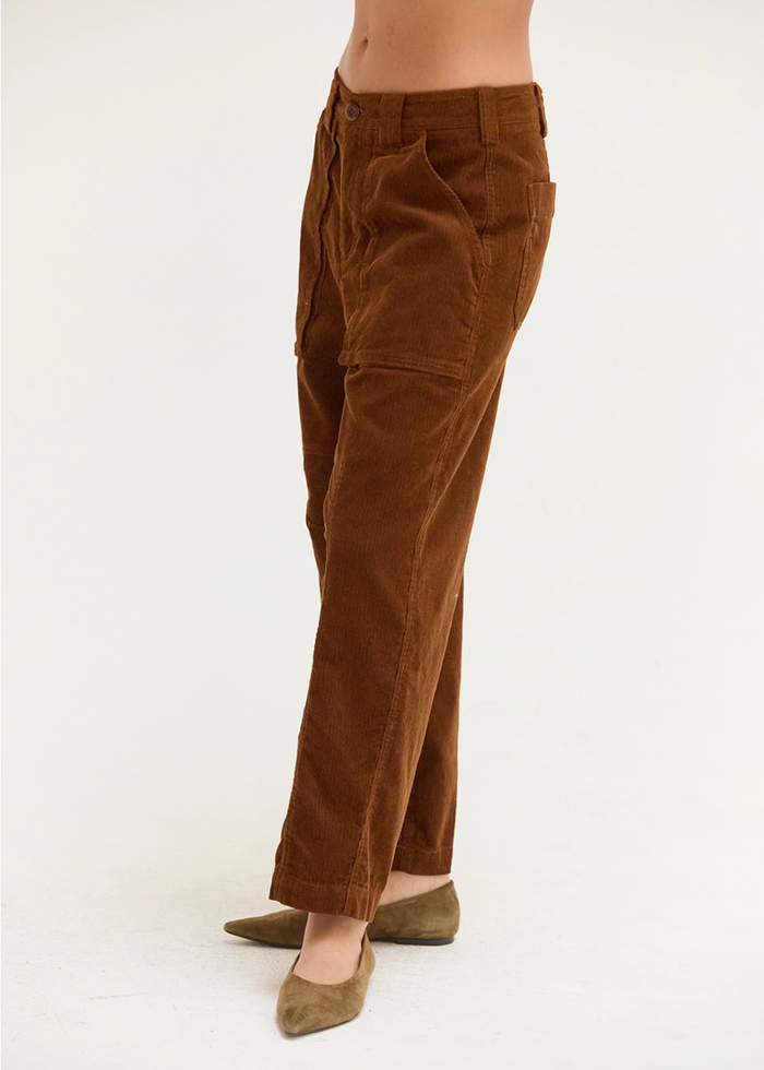 Riley Corduroy Barrel Pants - Brown