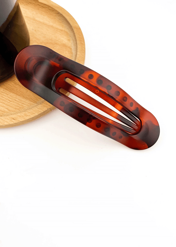 Classic Oval Lay Down Clip - Matte Tortoiseshell