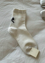 Bow Mid-Rise Socks - Beige