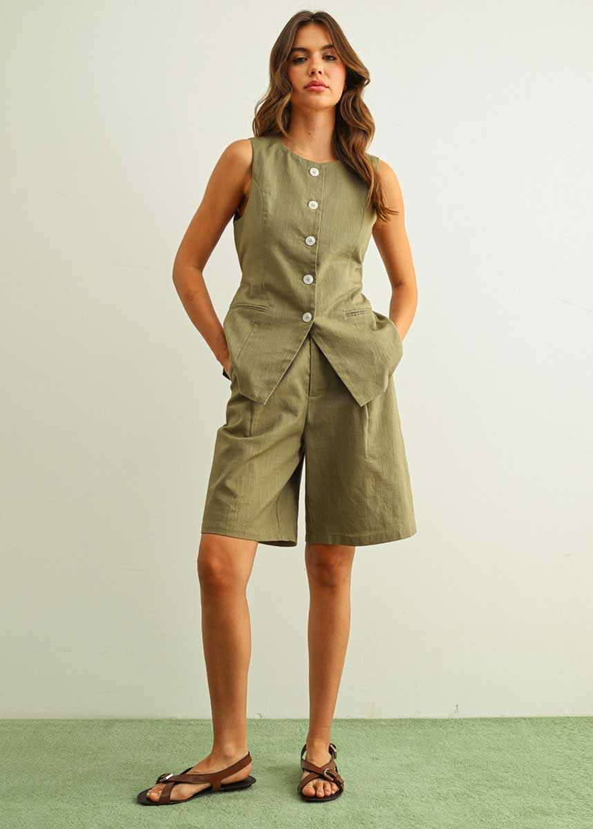 Magnolia Linen Bermuda Shorts - Olive