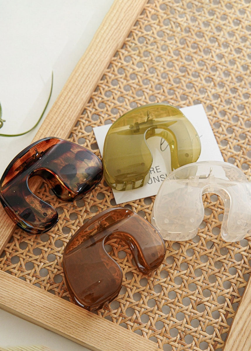 The Minimalist Hair Claw Clip - Beige