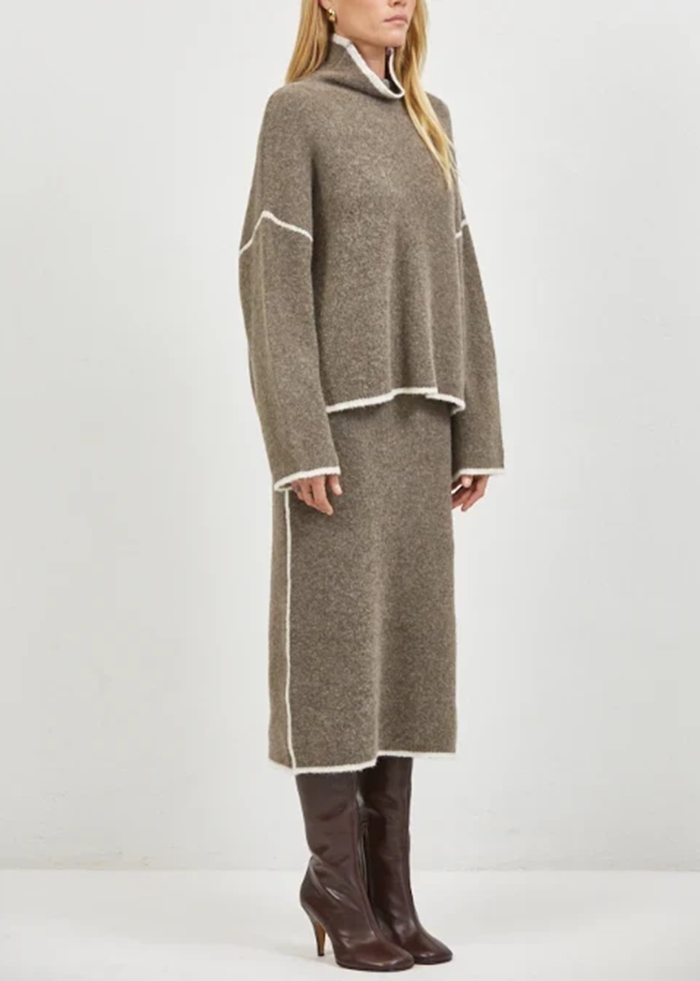 Brienne Sweater - Mocha