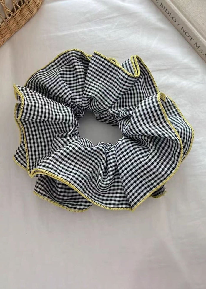 Giant Checkered Contrast Frill Scrunchie - Black