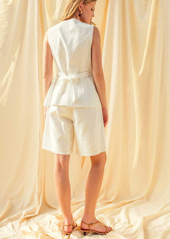 Magnolia Linen Bermuda Shorts - White