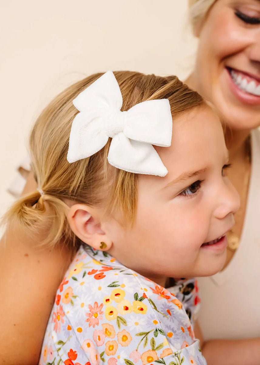 Small Velvet Bow Clip - Ivory