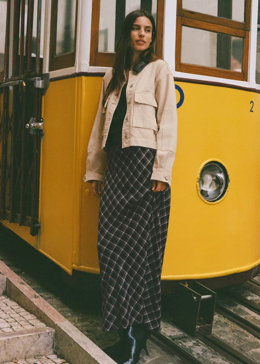 Europa Plaid Skirt - Ash Black