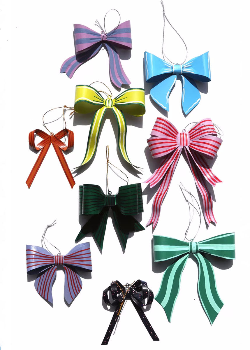 Fancy Bow Ornament - Medium