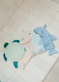 Finn Wash Mitt