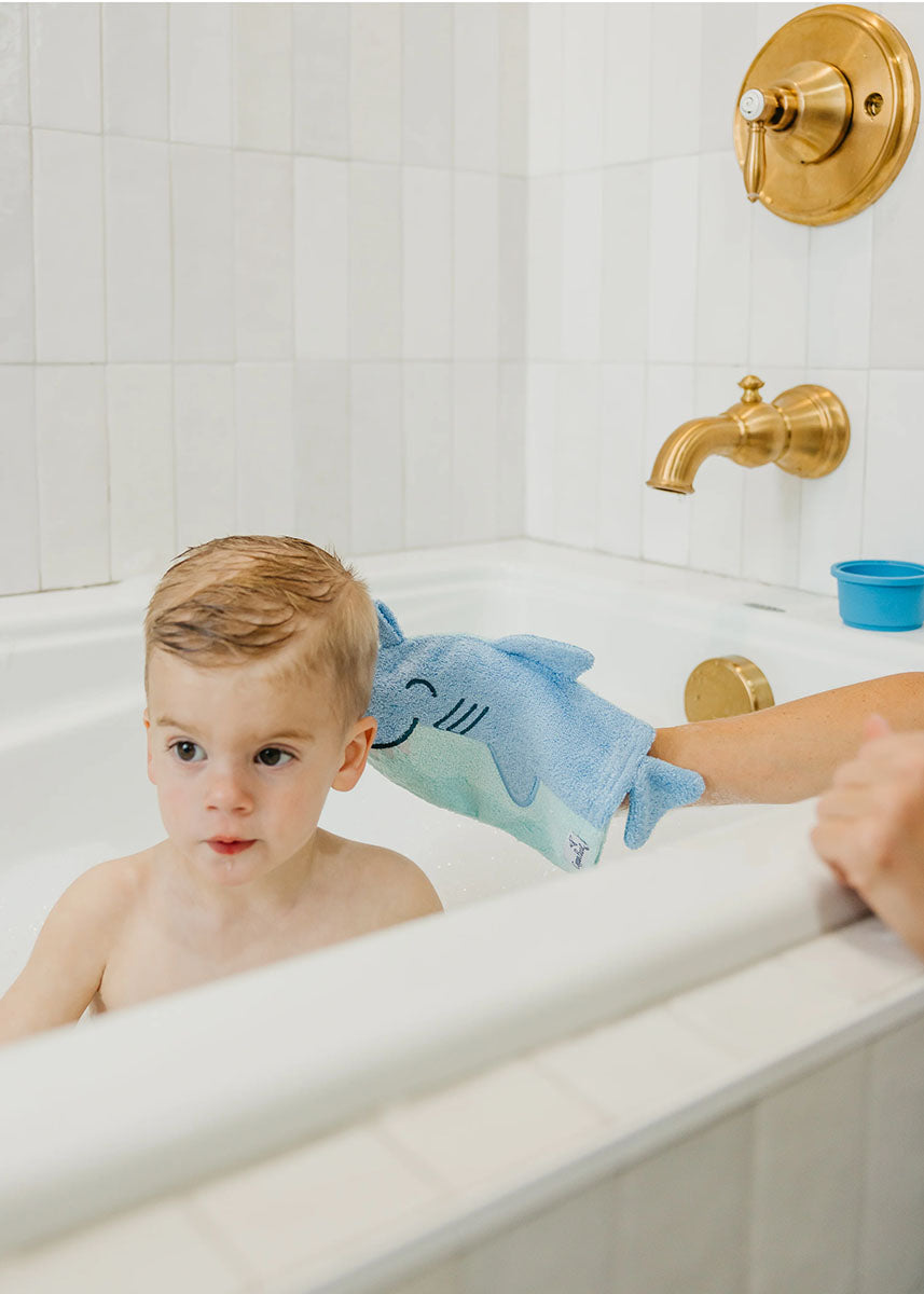 Finn Wash Mitt