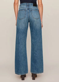 The Head Turner High Rise Jeans - Hush