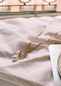 Freshwater Necklace - Gold