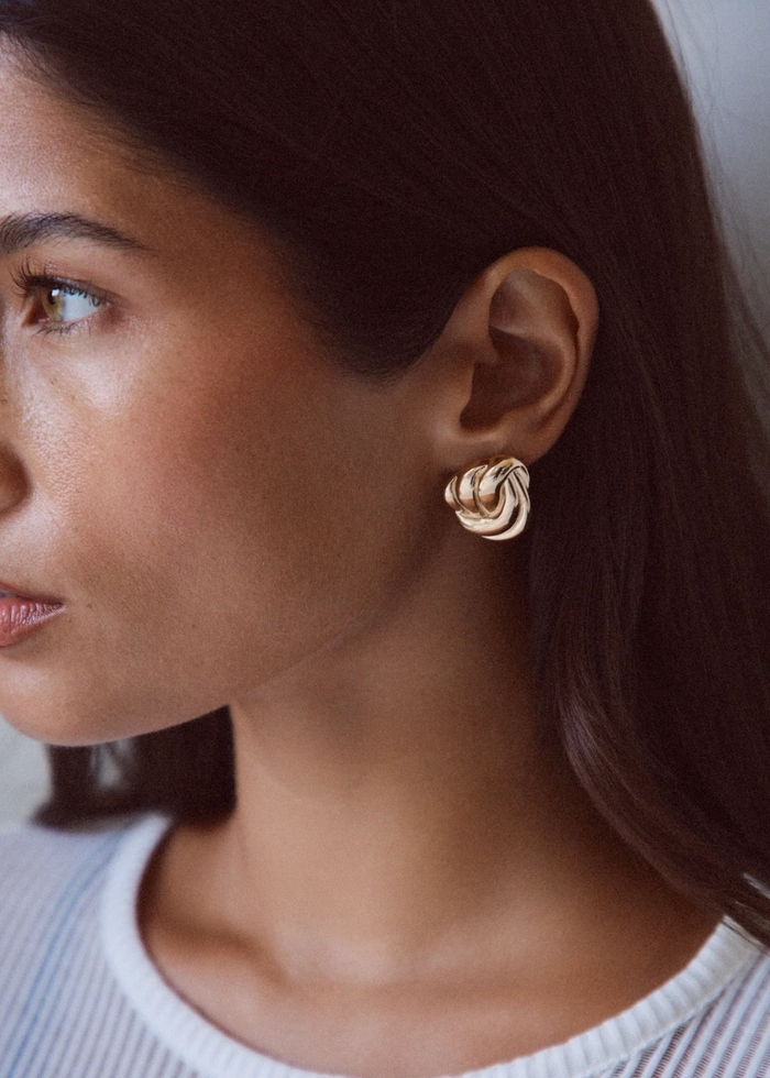 Elegance Earrings - Gold