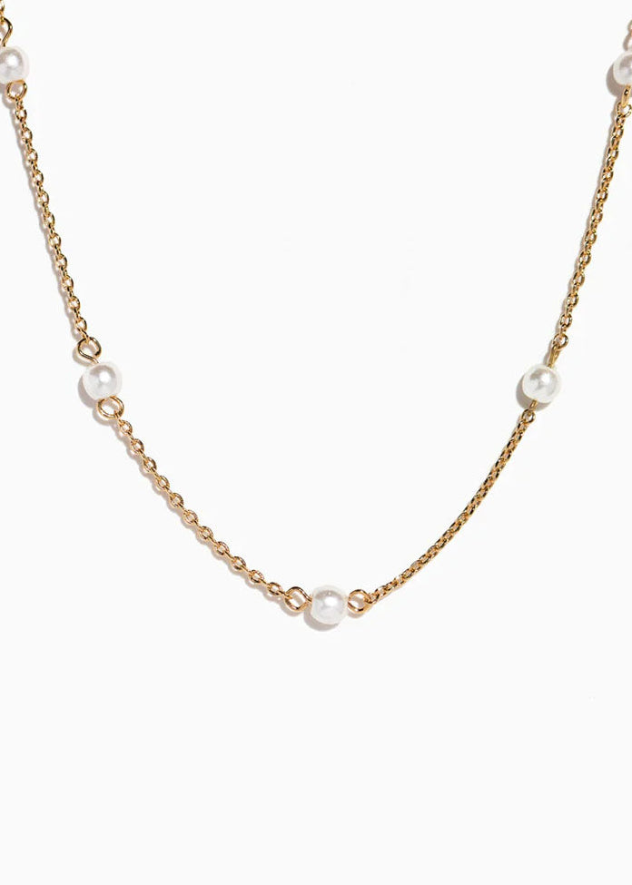 Delicate Pearl Necklace - Gold