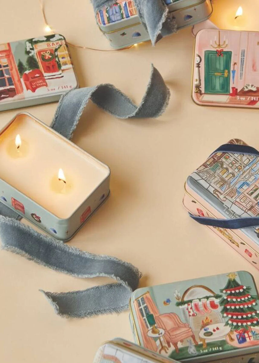 Christmas Tin Candle - Gingerbread & Vanilla - 5 oz.