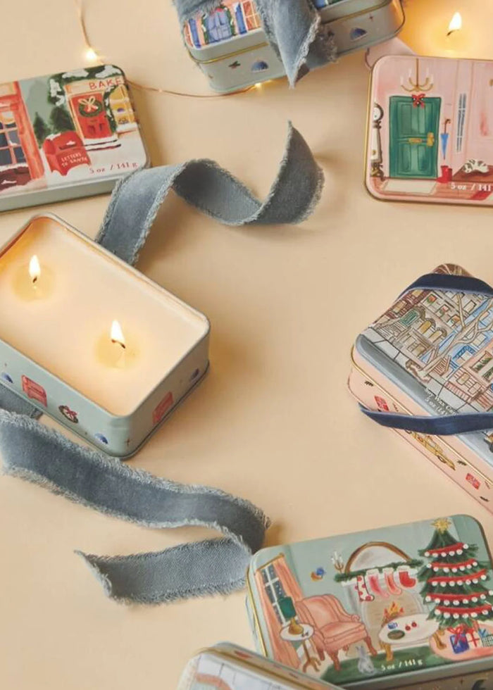 Christmas Tin Candle - Gingerbread & Vanilla - 5 oz.