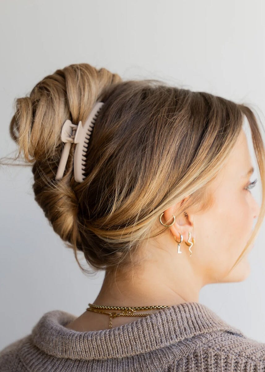 Matte Midi Hold Everything Claw