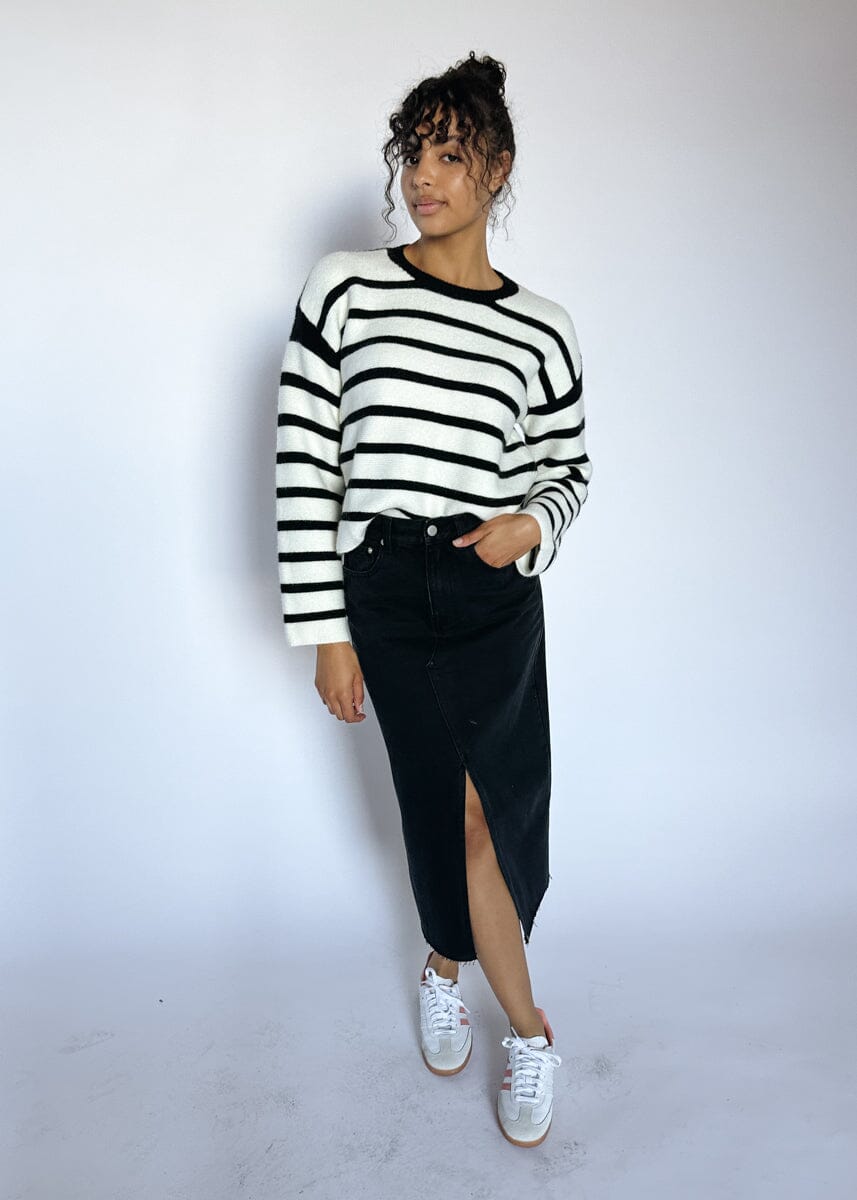 Olive Stripe Sweater - White & Black