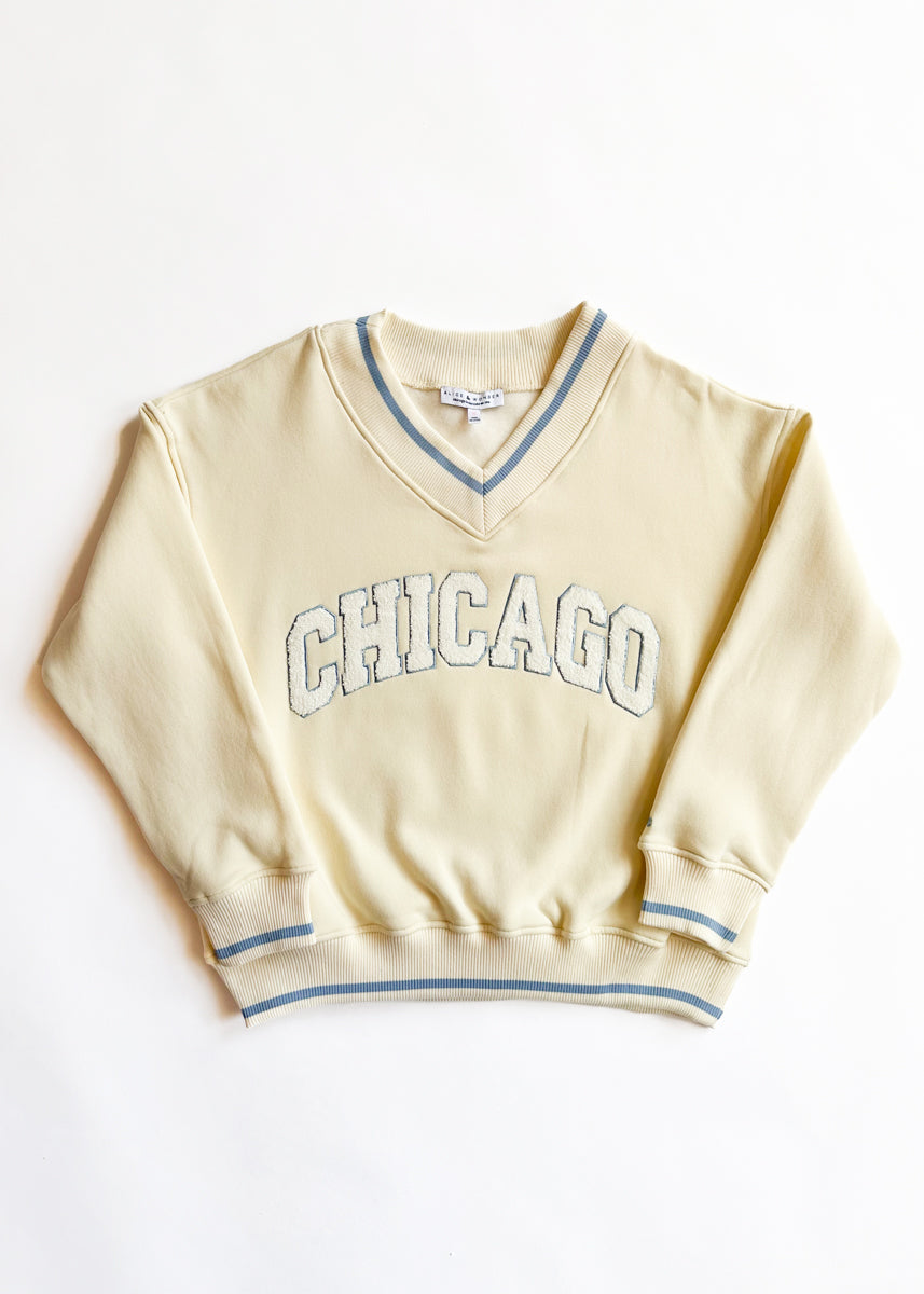 Chicago Boucle V-Neck Sweatshirt - Ivory