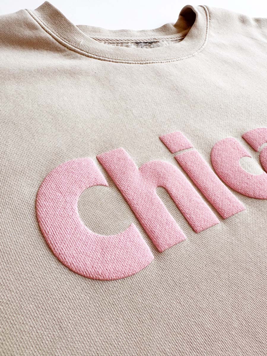 Chicago. Crewneck Sweatshirt - Ivory & Pink