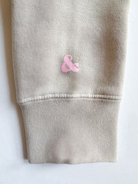 Chicago. Crewneck Sweatshirt - Ivory & Pink