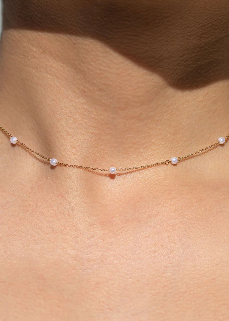 Delicate Pearl Necklace - Gold