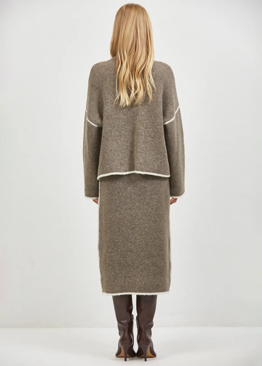 Brienne Sweater - Mocha