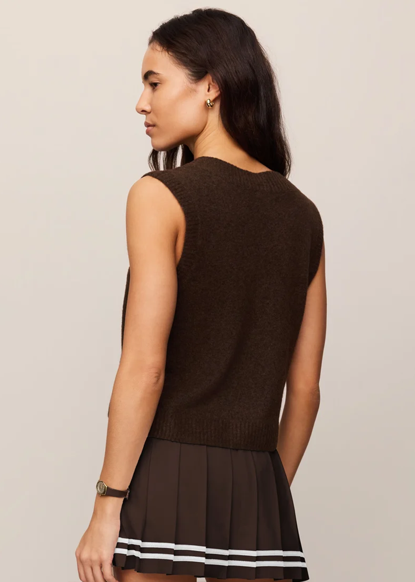 Classic Act Sweater Vest - Dark Chocolate