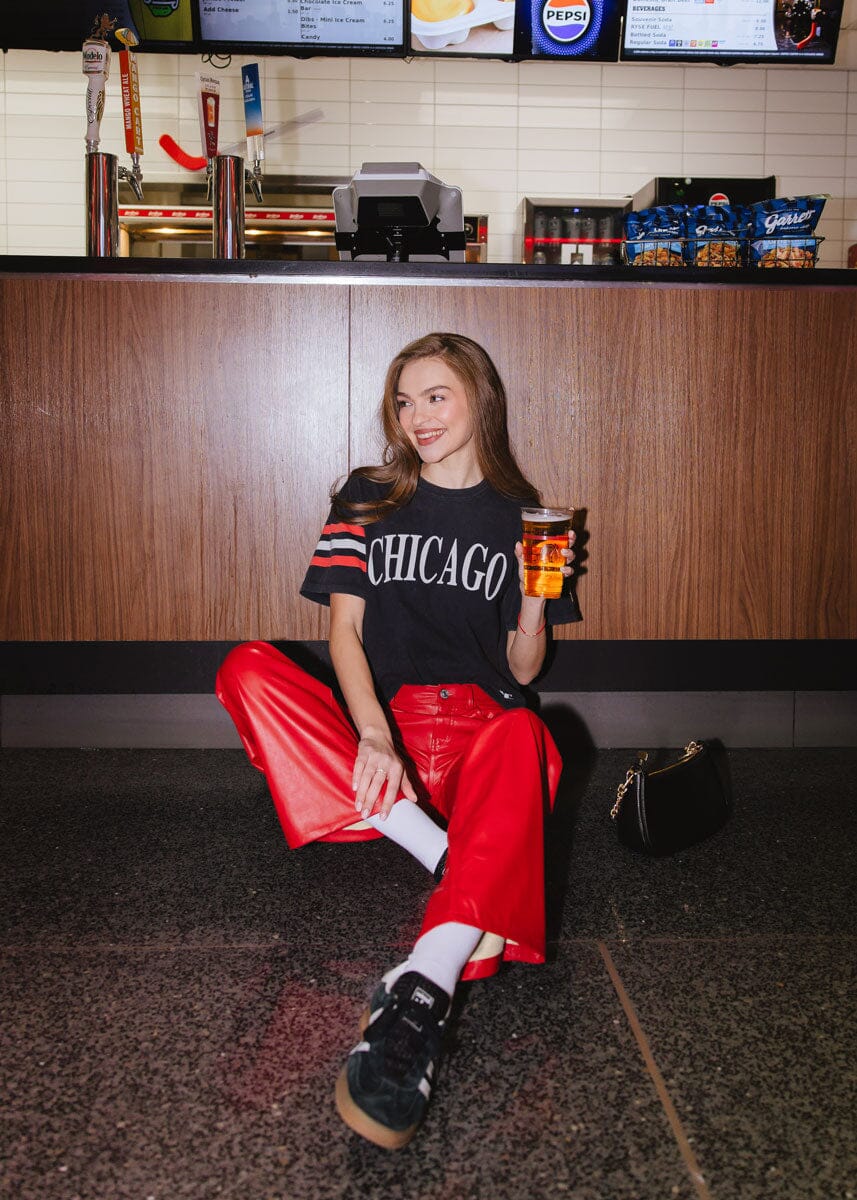 Blackhawks Boxy Crop Tee - Black