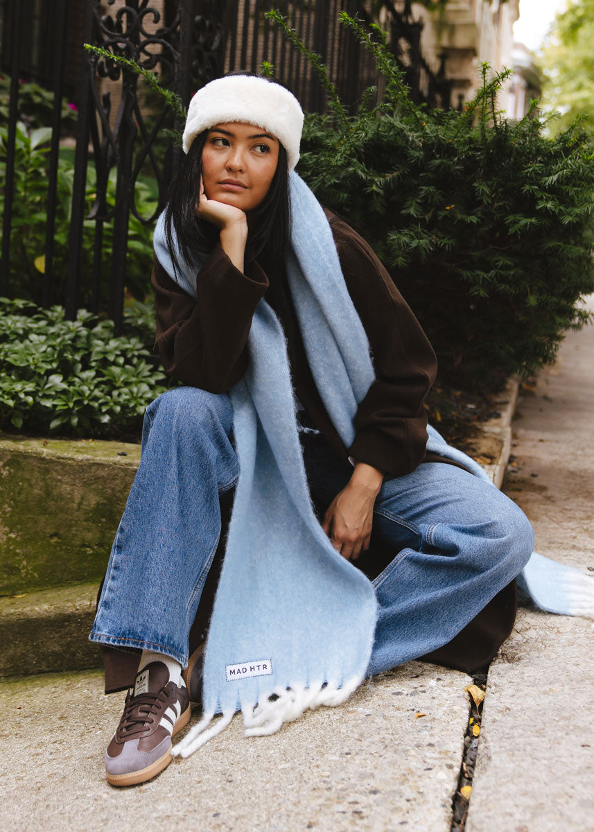 Mad Hatter Oversized Contrast Blanket Scarf - Blue & Ivory