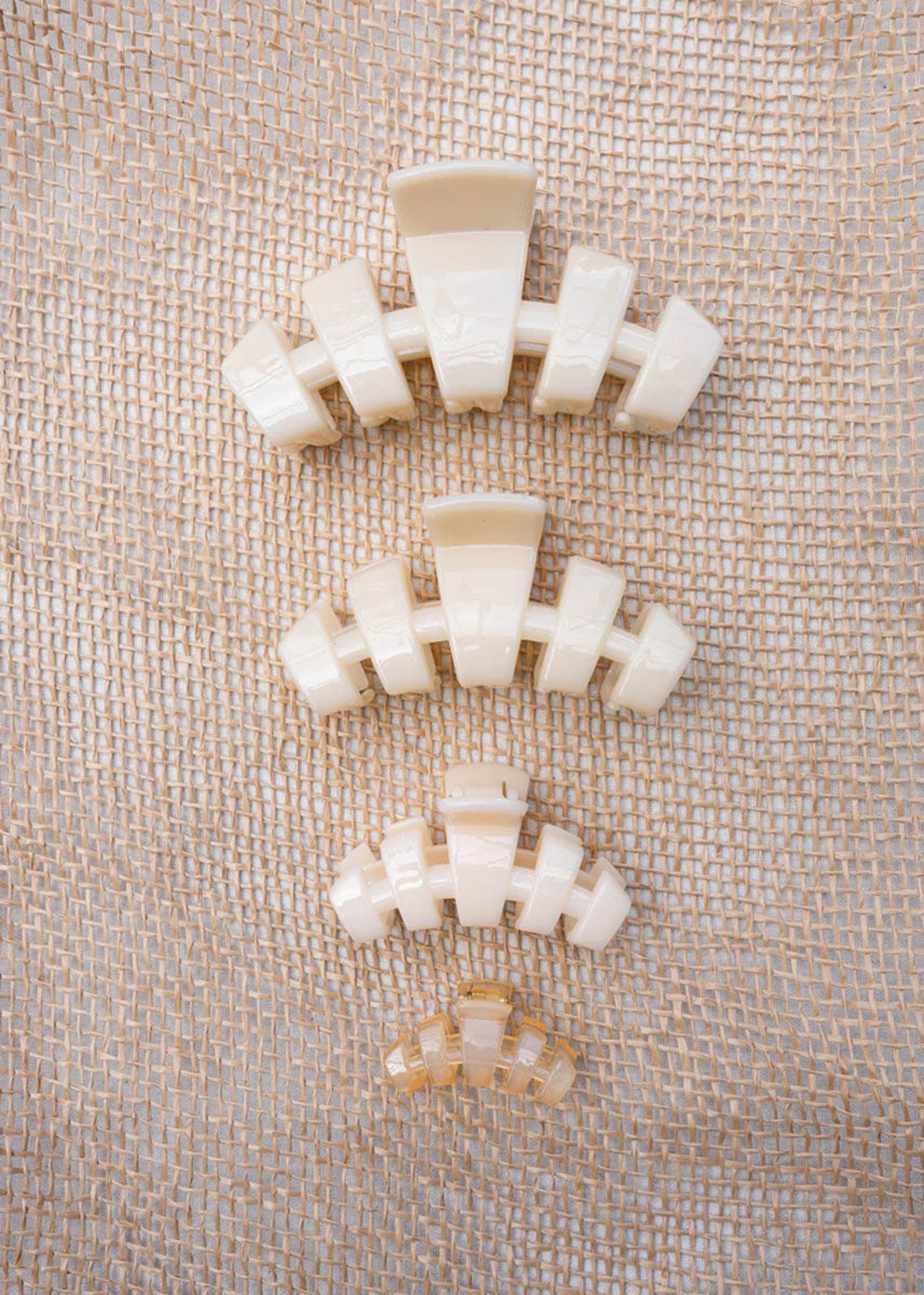 Classic Small Claw Clip - Almond Beige