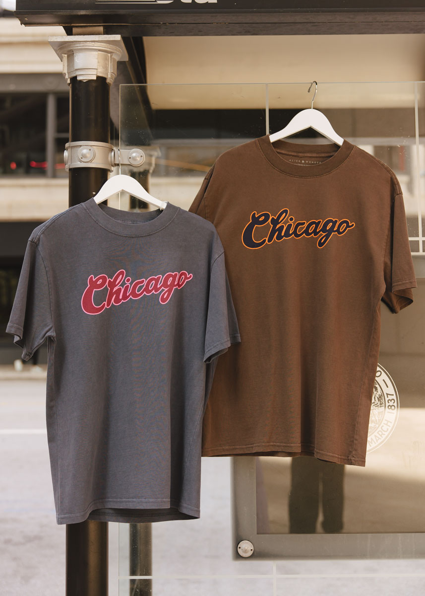 Chicago Script Unisex Tee - Washed Cocoa