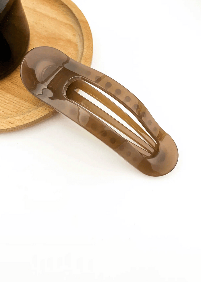 Classic Oval Lay Down Clip - Light Coffee