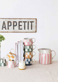 Checkered Mug - Bubblegum