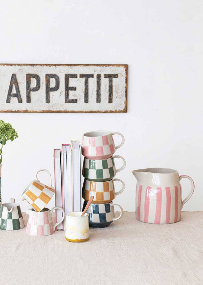 Checkered Mug - Bubblegum