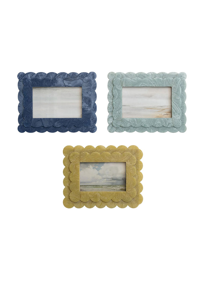 Layered Scallop Edge Picture Frame