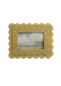 Layered Scallop Edge Picture Frame