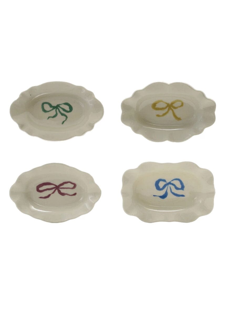 Scalloped Stoneware Bow Dish