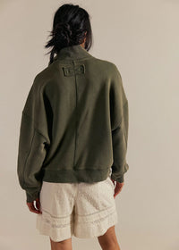 Timeless Pullover - Adventurer