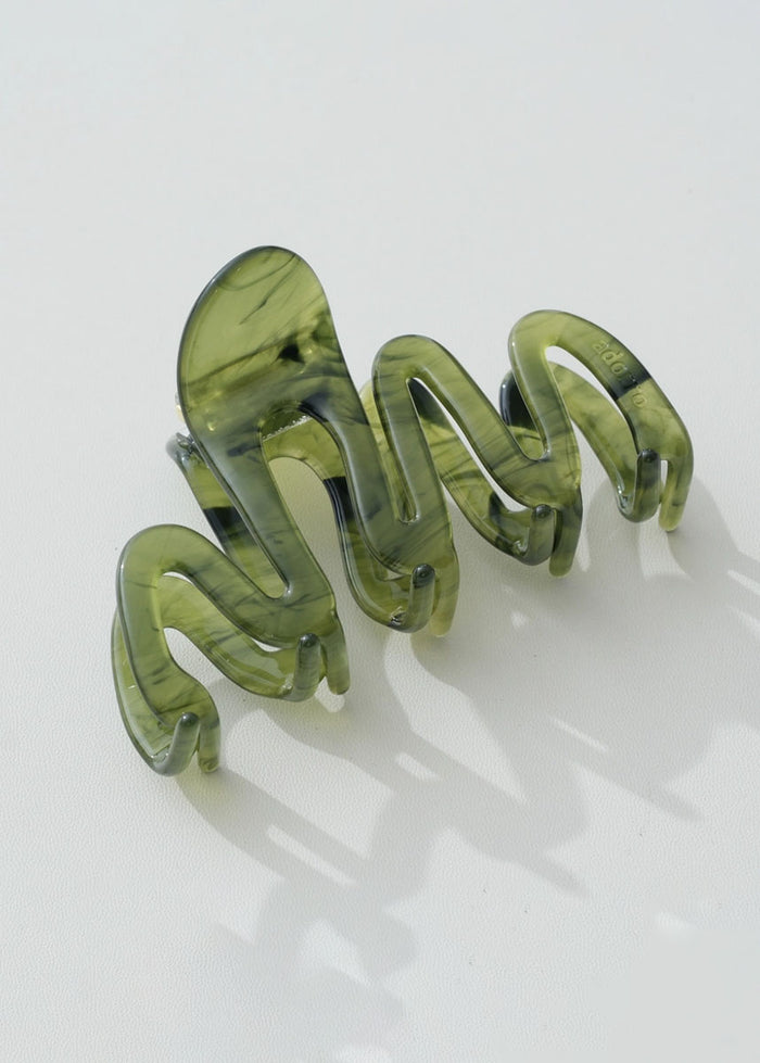Willow Squiggle Claw Clip - Jade Green
